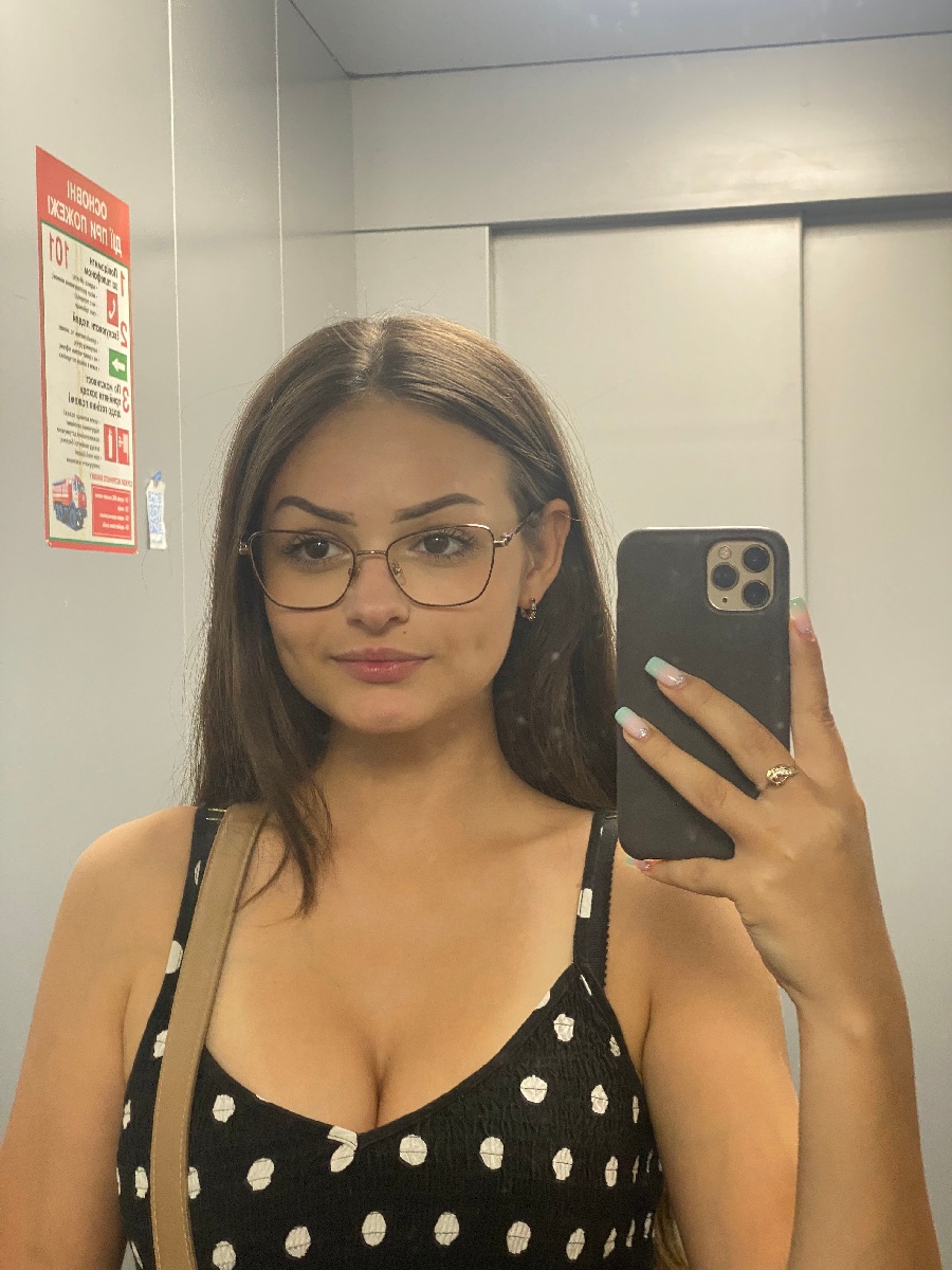 Sexy model Stacy in Tijuana